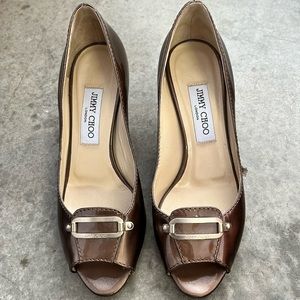 Jimmy Choo brown patent open toe pump with gold buckle Size 38 US8